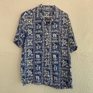 𝅺royal creations Hawaii blue button down shirt